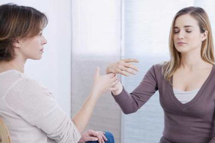 What Can a Professional Hypnotherapist Do For You?